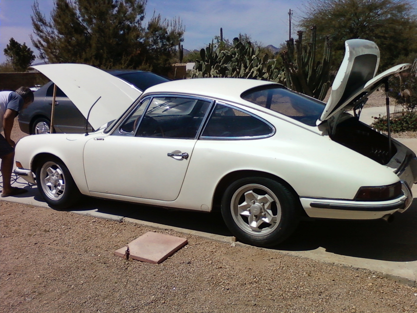 The donor 912 in the Arizona desert, being looked over